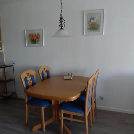 Res 216 - Residenz - Teilseeblick Scharbeutz